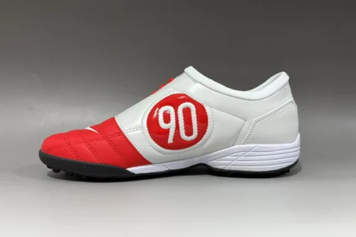 Nike Total 90 Society